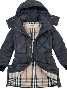 Burberry Black Quilted Belted Puffer Coat with Check Lining